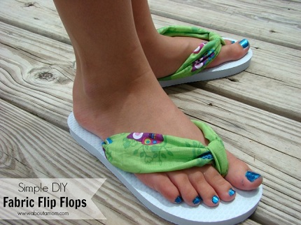 \"Simple-DIY-Fabric-Flip-Flops\"